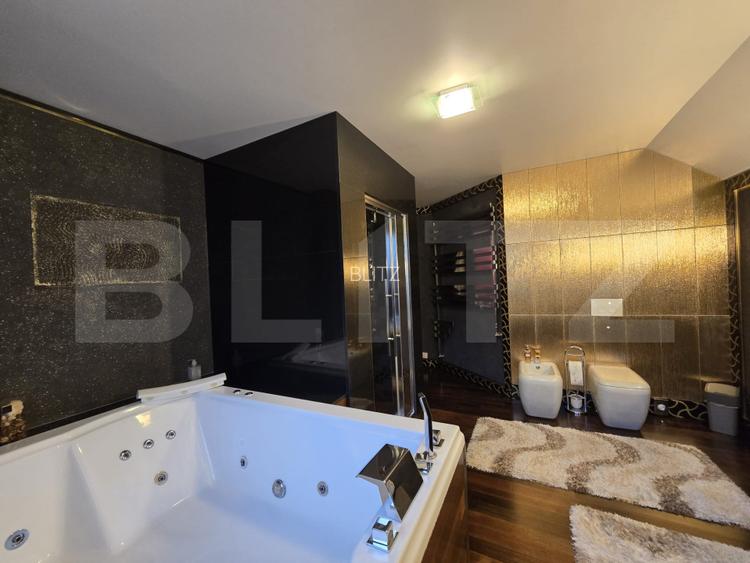 Vile  cu piscina exclusivista de vanzare in zona  Grand Hotel Italia - 16