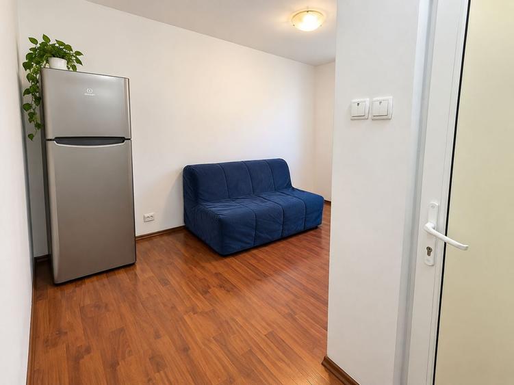 Garsoniera renovata | Centrala proprie | Zona Baicului