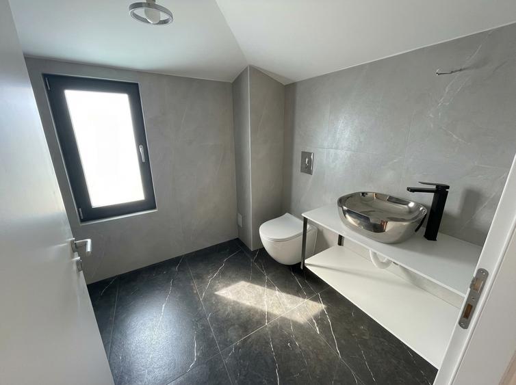 Casa individuala, 4 camere, P+1+M, Comision 0%