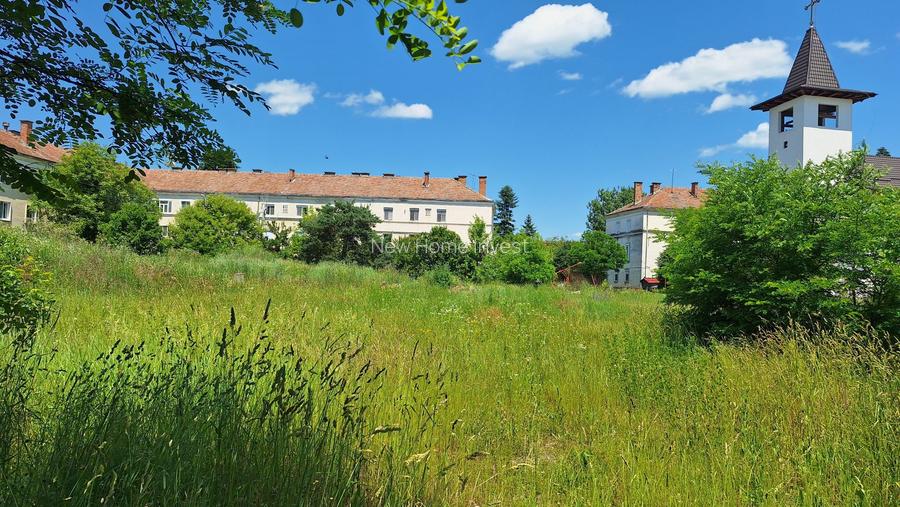 Fagaras, teren 3400mp intre blocuri pe str. Negoiu, toate utilitatile - 3