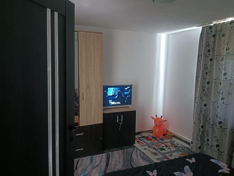 Casă PIETRĂRIE | 2 camere, 70 mp, 400 mp teren, loc de parcare