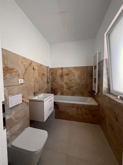 Comision 0%. Duplex spatios 120 mp. Panouri solare.  380 mp teren.  La cheie.