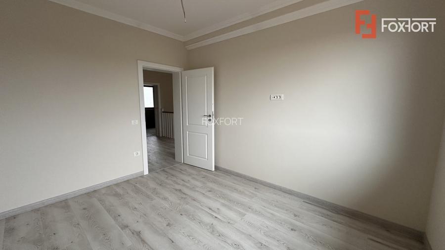 Duplex cu 5 camere despartit prin garaj, zona Giroc  - 12
