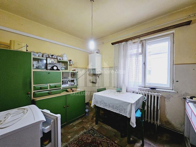 Apartament 3 camere decomandate | 2 bai | 71 mp | Cetate - zona Closca - 2
