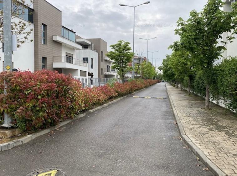 Vila de lux in zona Baneasa - Sisesti, cu 6 camere, 4 parcari, vedere lac