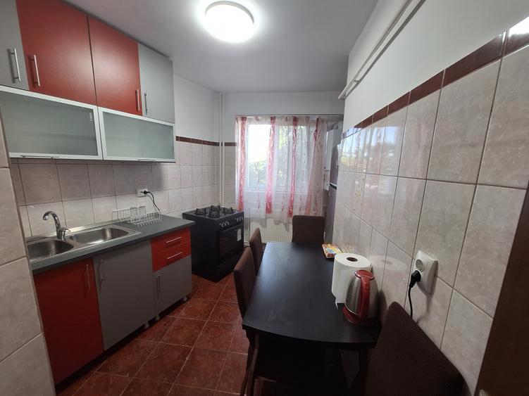Apartament 1 Camera Mazepa 2 Etaj 3/10 36mp Mobilat CT AC 300Euro/luna