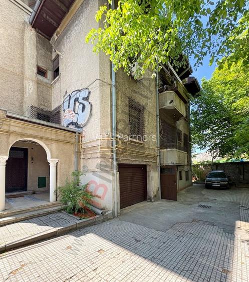 UNIRII-MIRCEA VODA, apartament in vila interbelica, 6 camere, 190 mp