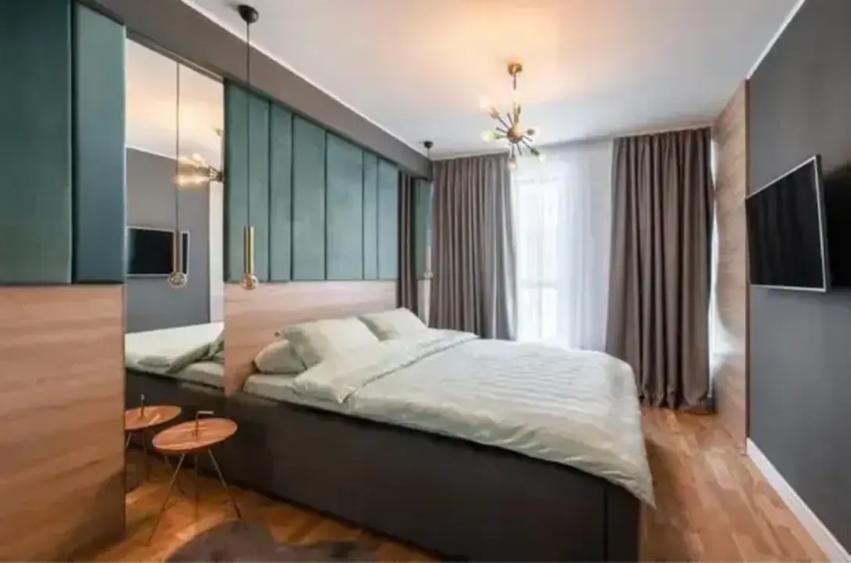 Vila single cu 3 bai, 3 dormitoare+living! Compartimentare excelenta