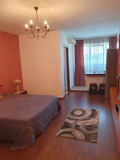 Iancului , Pantelimon , Piata Delfinului
