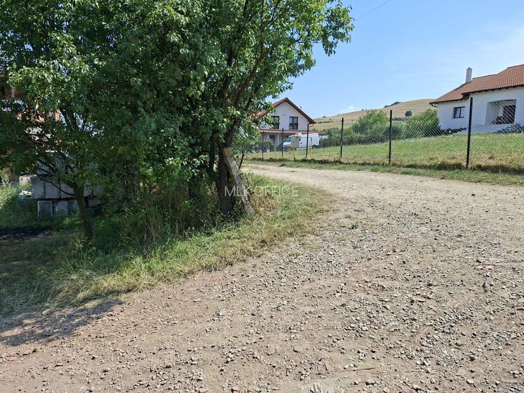 Teren de vanzare in Valcele