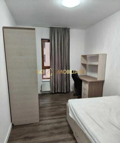 3 Camere de inchiriat | Mihai Bravu | Centrala proprie | Parcare
