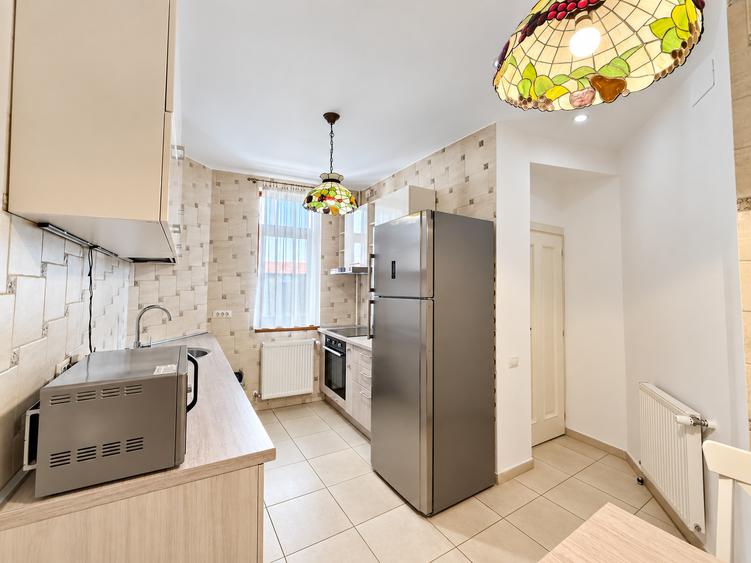 O adresă de colecție | Apartament în vilă