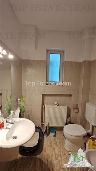 Apartament de 3 camere ultracentral, 2 intrari, lift cu acces privat, pod pentru - 19