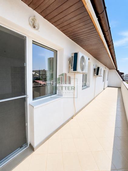 Apartament 3 camere de vânzare, Sector 4, 800 m metrou și balcon generos - 7