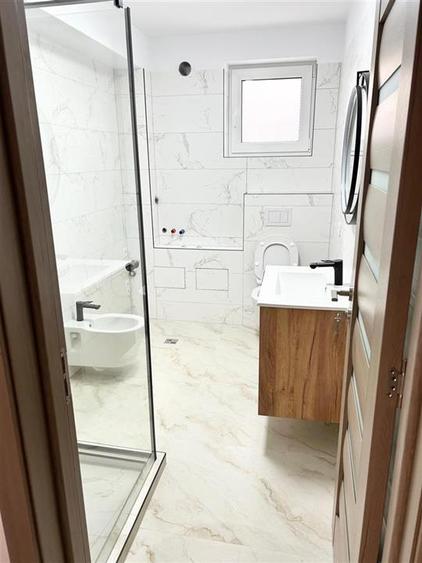 Apartament 3 camere decomandat zona Rahovei