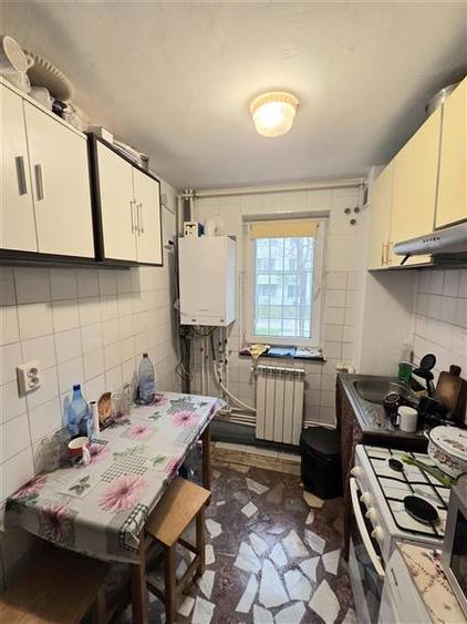 Apartament 3 Camere, Parter, Camera de Comert