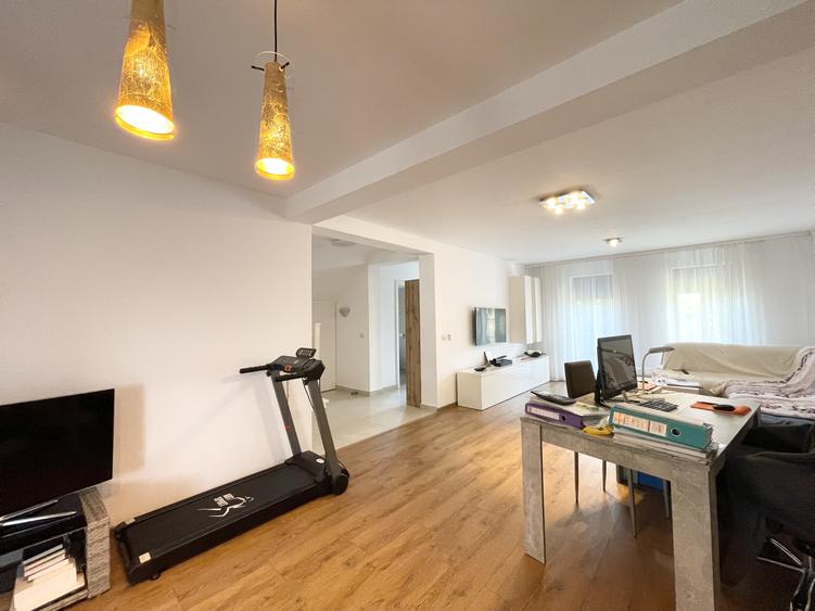 Duplex 4 camere, Mosnita Noua - Super pozitie