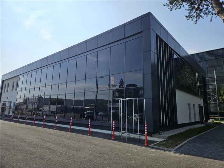 Spatiu Comercial Etaj - 500 mp - Showroom - Servicii