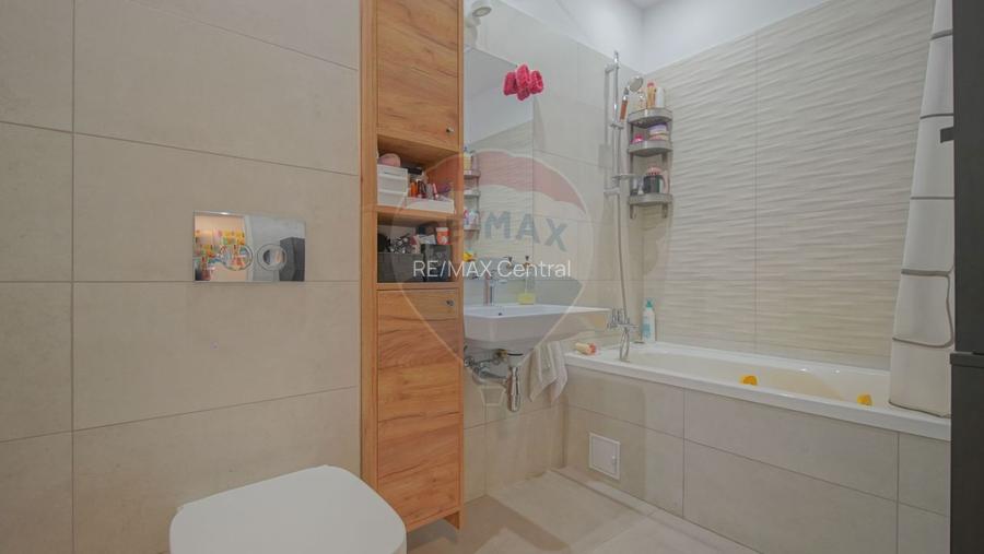 Apartament 3 camere - 12