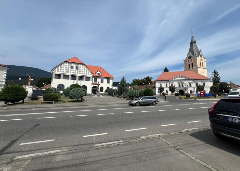 Spatiu comercial de inchiriat pe Strada Lunga 111, Codlea
