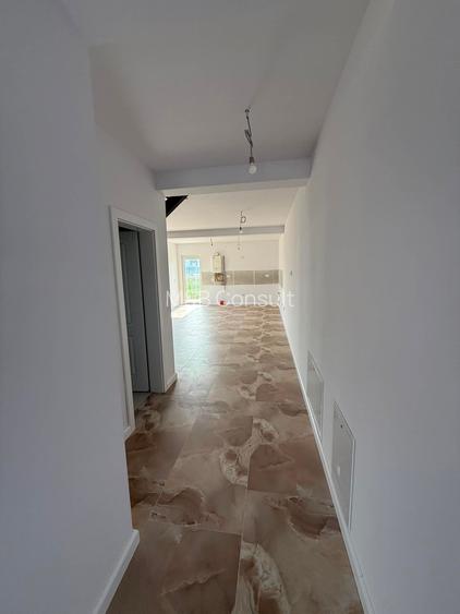Casa tip duplex- de vanzare la cheie - 8