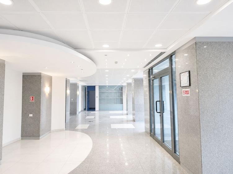 Spațiu 320 mp | Vitrină 25 m | Spital Grozovici