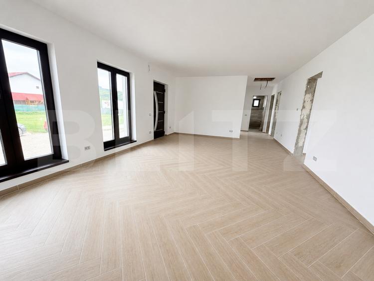 Casa individuala 4 camere, 105 mp utili, 500 mp teren,zona Sard