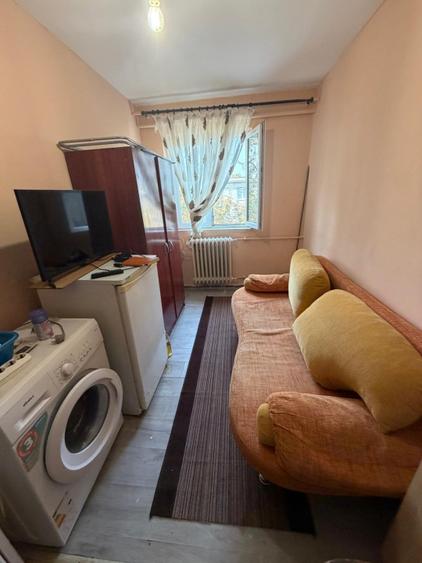 Camera de camin, 11.50 mp, zona Valea Rosie
