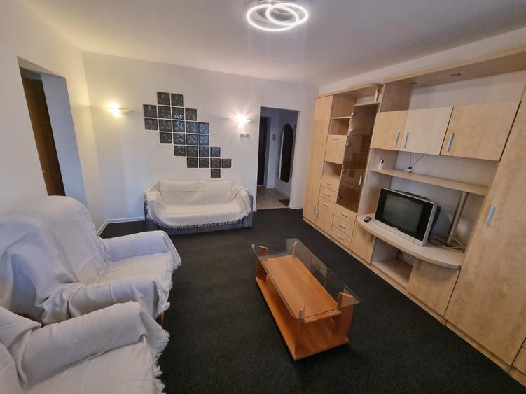 Apartament cu 2 camere de vanzare in zona Drumul Taberei metrou Favorit