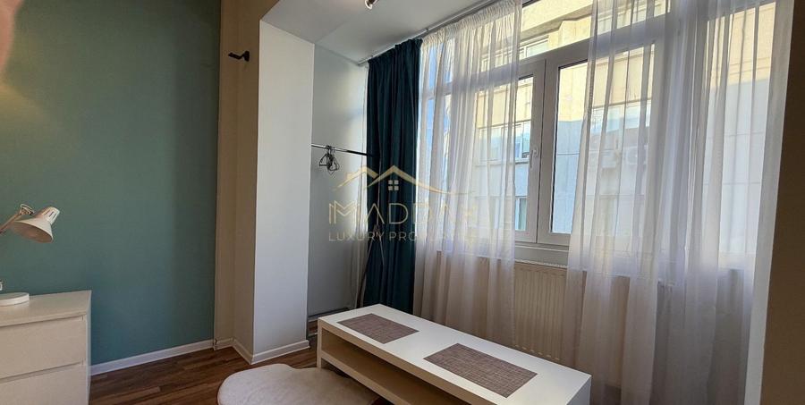Apartament 2 Camere Premium | Ultracentral - Vedere Dâmbovița | Centrală Proprie