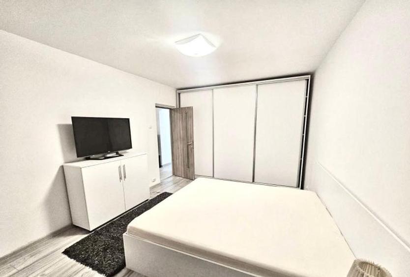 Apartament 3 camere 2 bai bloc 1978 reabilitat zona Drumul Taberei
