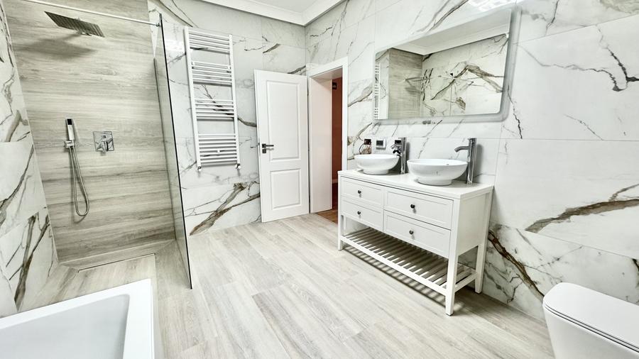 Duplex Premium cu 5 camere si teren de 360 mp in Mosnita Noua