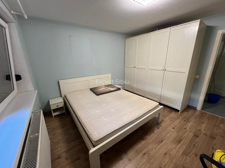 INCHIRIEZ apartament 2 camere cu curte,renovat,zona Strand - 5