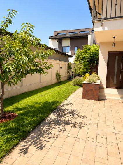 Vila superba DUPLEX in Otopeni Munteniei