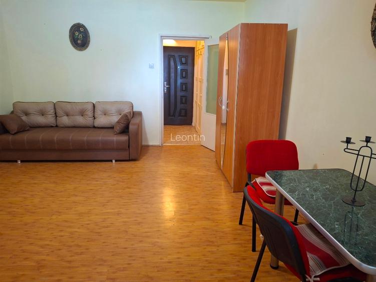 Proprietar, închiriez apartament cu 1 camera  - 2