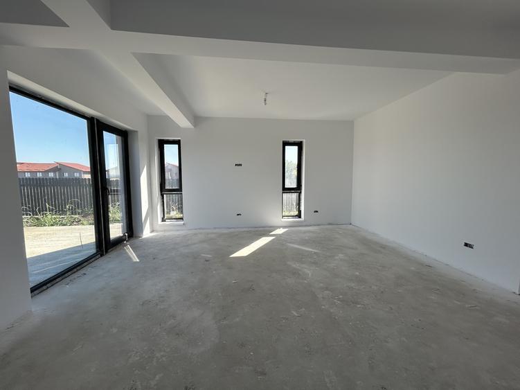 Casă P+1E, 4 camere, teren 550 mp, finisaje la alegere – Rediu / Platoul Popas P