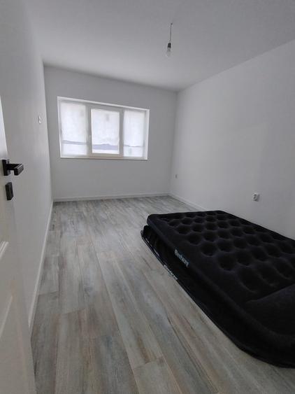 Inchiriere Apartament 3 camere semidecomandat, 60 mp, Porii