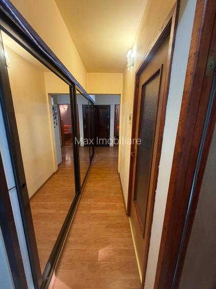Apartament 3 camere DECOMANDAT – 9 Mai / Domnișori - 7