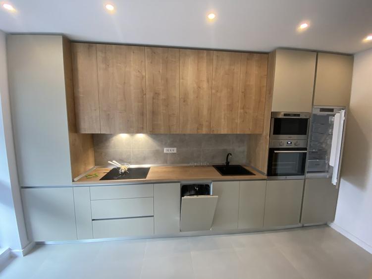 Apartament premium, parcare inclusa. Management profesional.