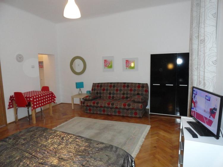Brasov garsoniera de inchiriat,facultate, Biserica Neagra( smart working)