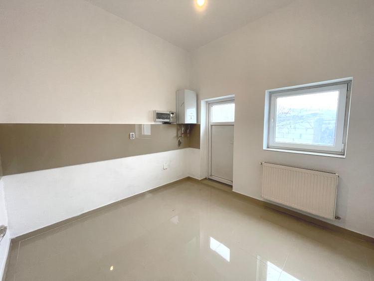 Spațiu comercial de vânzare | 120mp utili | Pianu de Jos | Alba