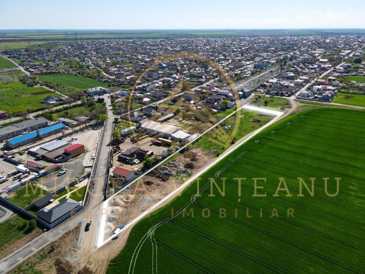 Cumpana - Teren intravilan în suprafață de 7147 mp cu 2 deschideri.