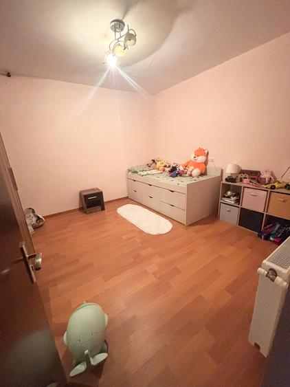 Vanzare casa cu 5 camere zona Baneasa - Jandarmeriei