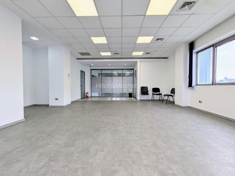 Cladire mixta de birouri si spatii comerciale - Comision 0% - 12