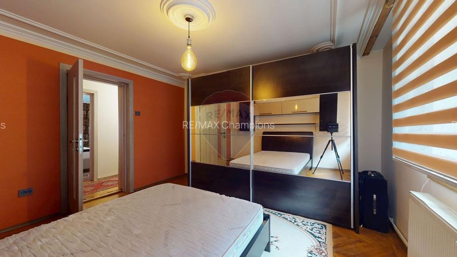 Casă / Vilă cu 9 camere de vânzare în zona Valea Cerbului - 3