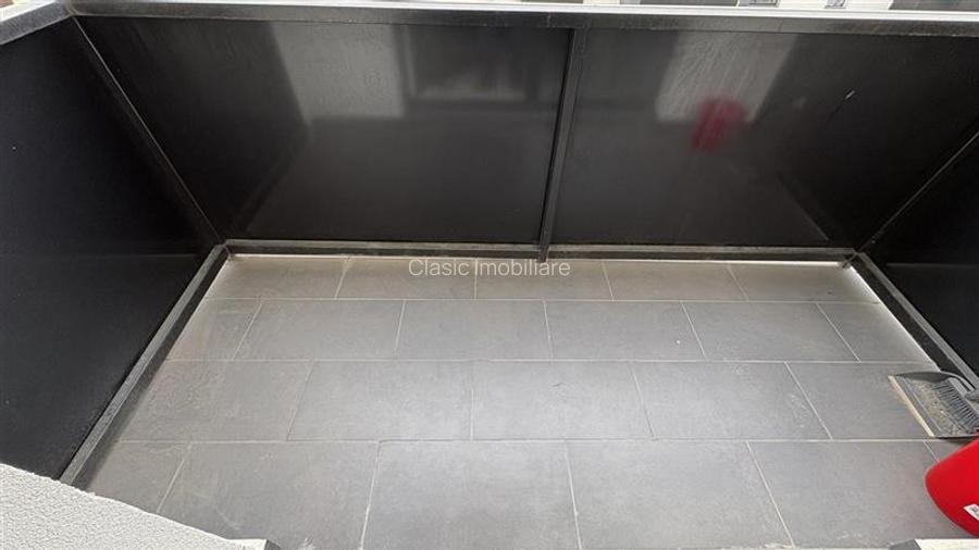 Vanzare apartament 2 camere bloc nou cu parcare in Dambul Rotund- zona Fabrica D - 14