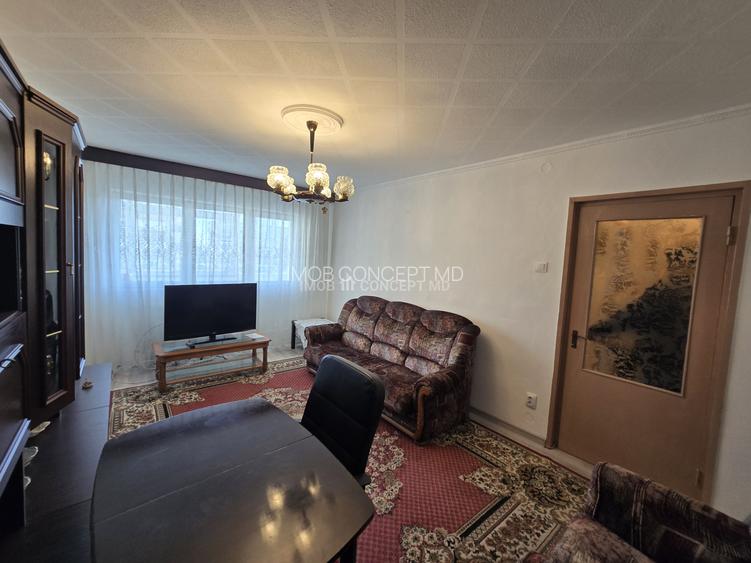 VANZARE APARTAMENT 4 CAMERE zona REUBLICII-NORD - 4