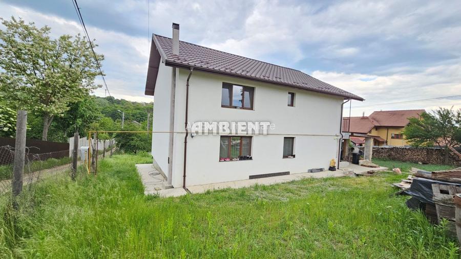 VILĂ individuală P+1E,  teren 1.500 mp, VASLUI zona Castanilor; - 12