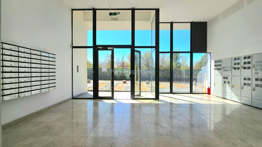 STUDIO MODERN PE MALUL LACULUI, PARC PRIVAT, TERASA, COMPLEX PREMIAT - 5