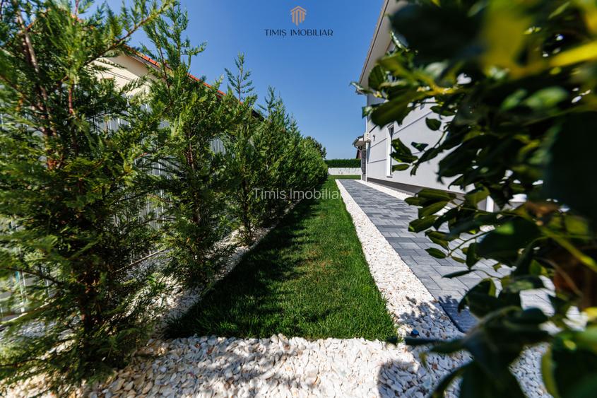 Casa individuala | 4 dormitoare, garaj si teren de 1.000 mp | Com 0% - 8